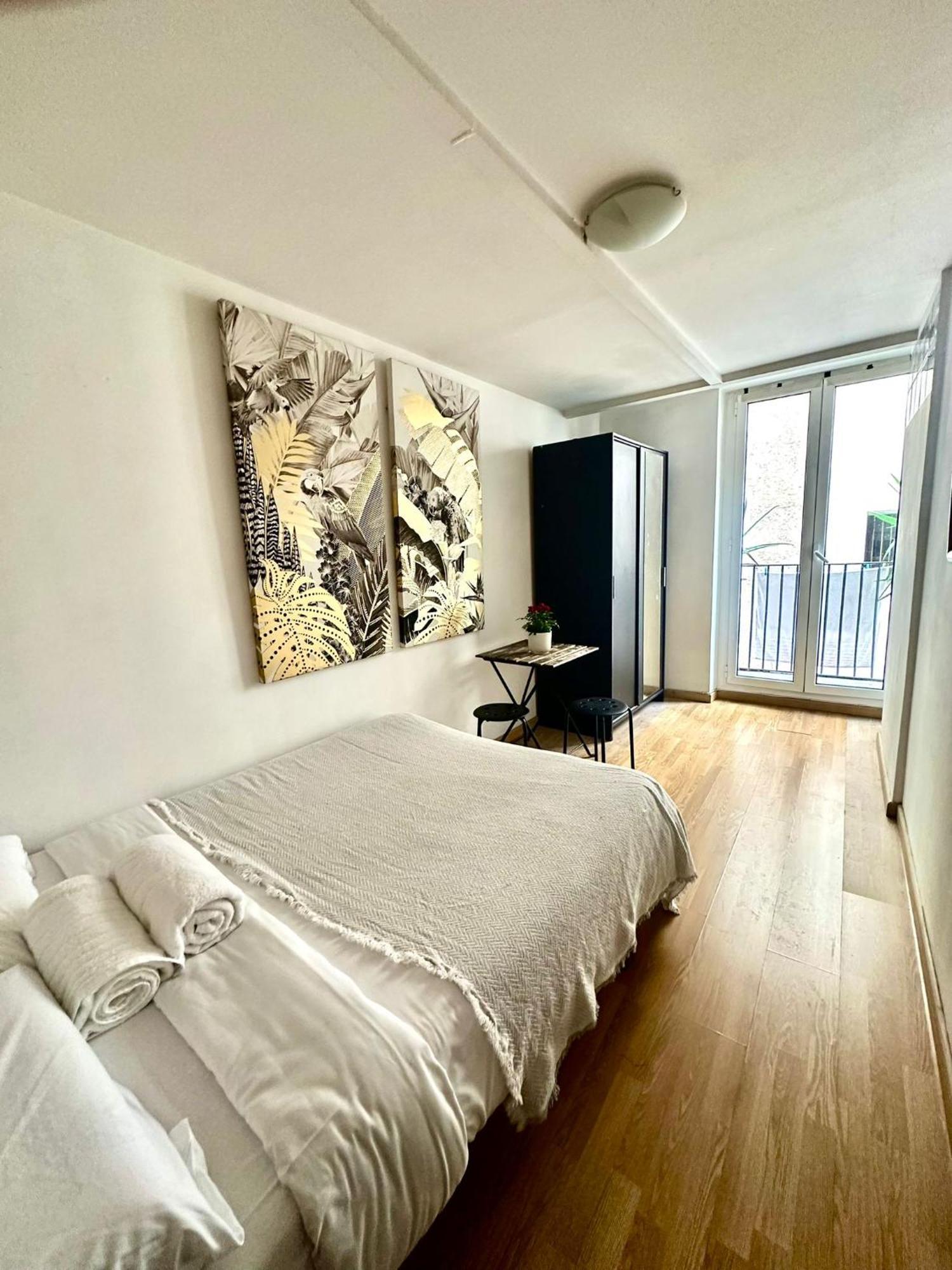 Erandi Ramblas Rooms Барселона Экстерьер фото